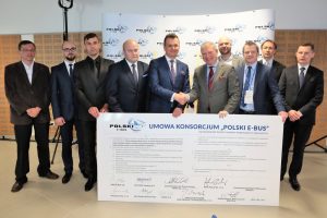 podpisanie umowy konsorcjum polski e-bus